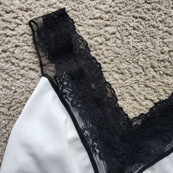ZARA Trafaluc White Bodysuit with Black Lace Trim NWT Size Small - Picture 6 of 8